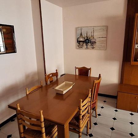 Apartamentos Casa May 1- Centro Benidorm-Solo Mayores De 30 Anos Y Familias Exteriör bild