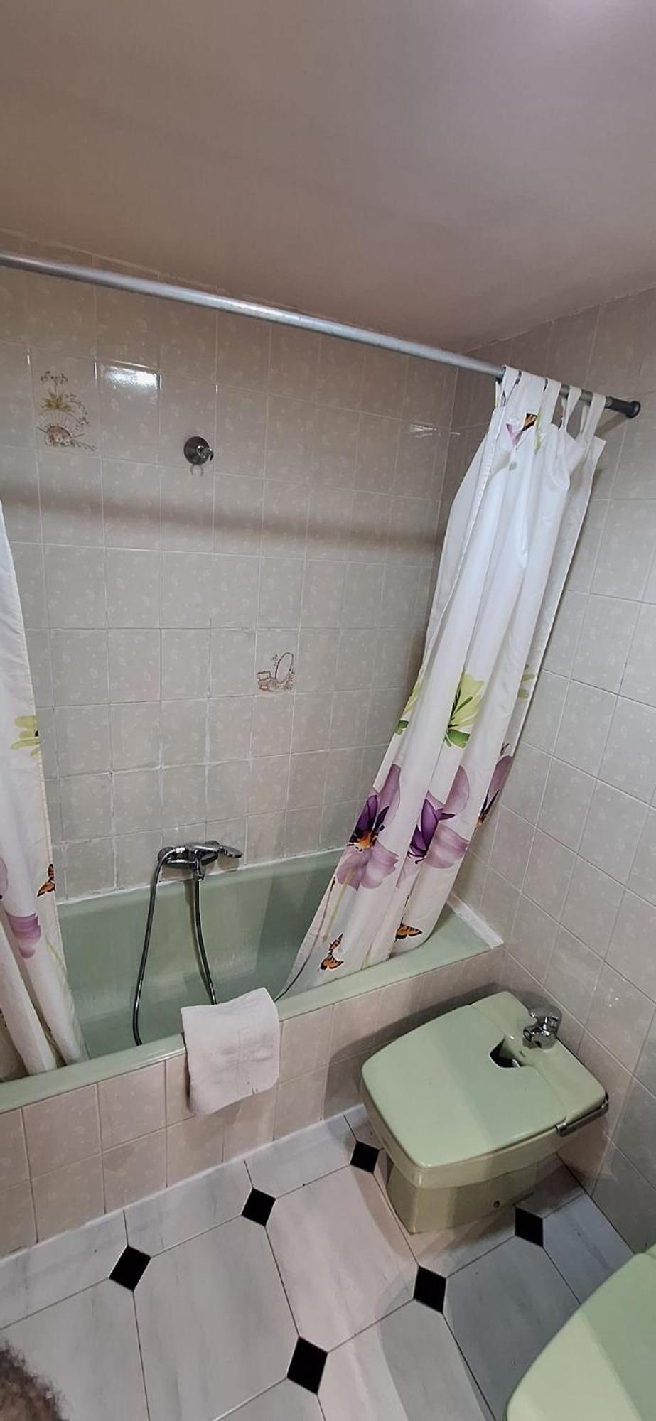 Apartamentos Casa May 1- Centro Benidorm-Solo Mayores De 30 Anos Y Familias Exteriör bild