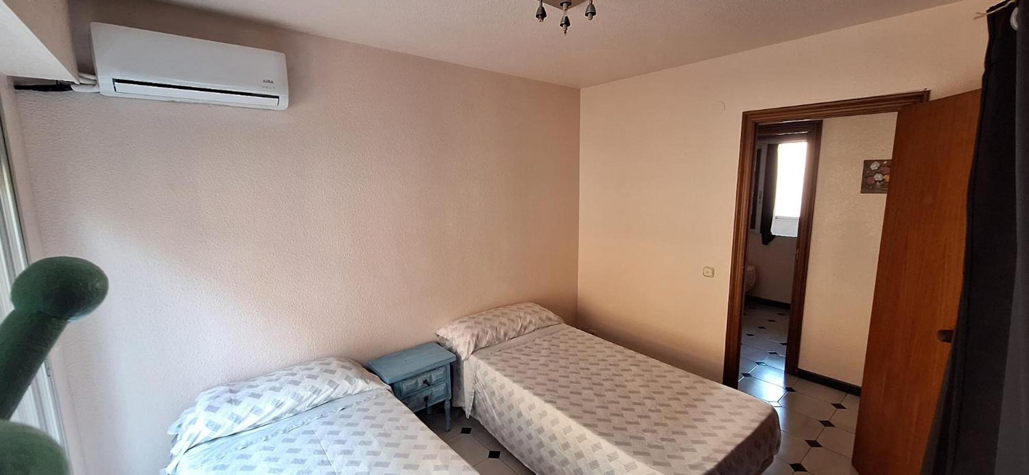 Apartamentos Casa May 1- Centro Benidorm-Solo Mayores De 30 Anos Y Familias Exteriör bild