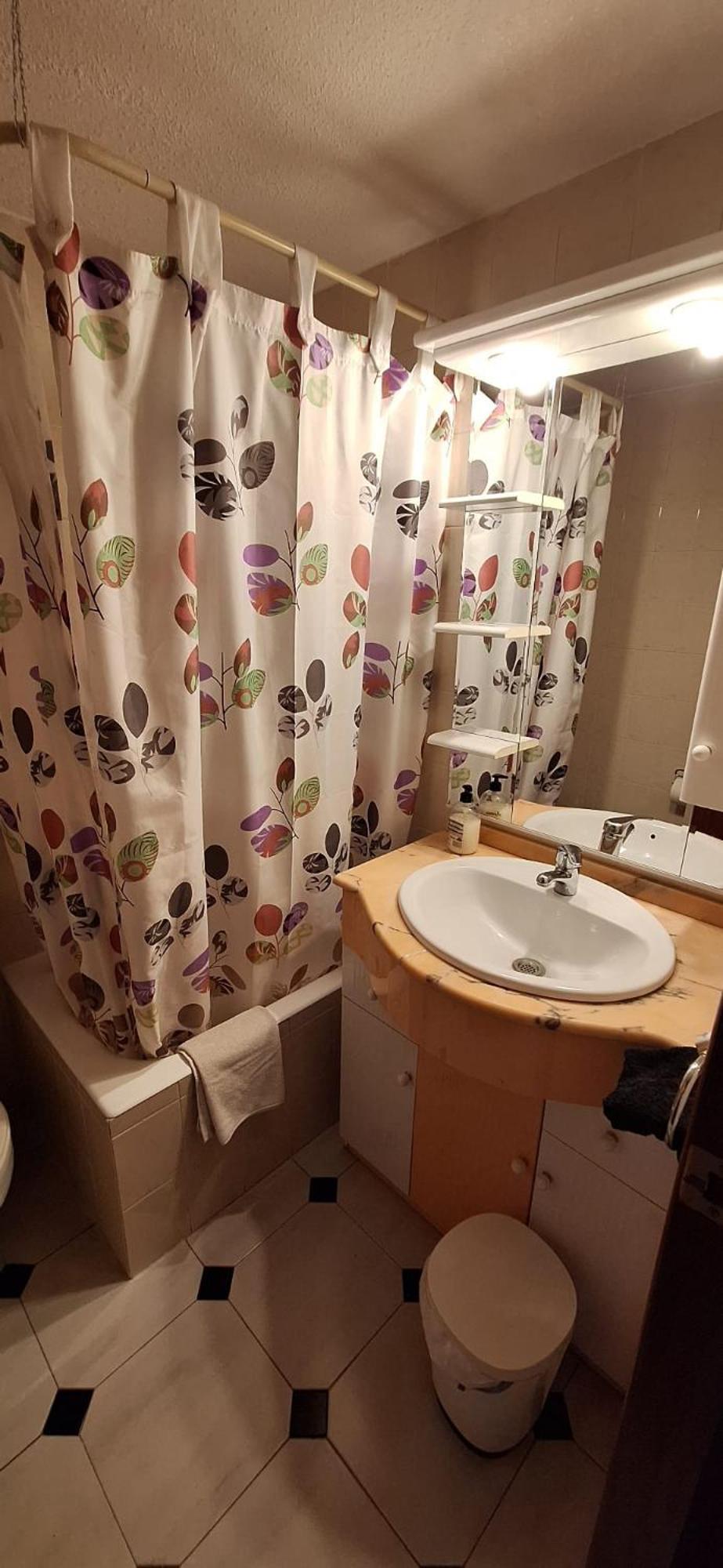 Apartamentos Casa May 1- Centro Benidorm-Solo Mayores De 30 Anos Y Familias Exteriör bild